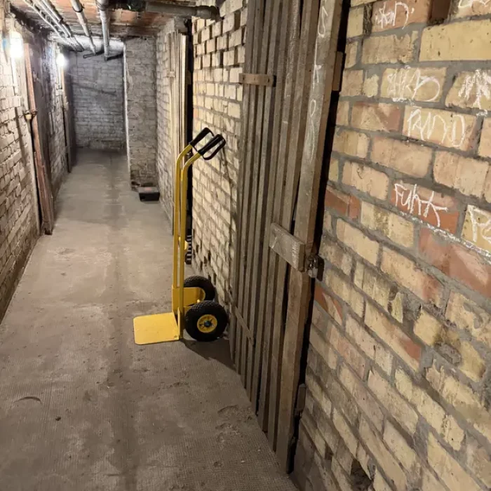 3aff87e0 4458 423c 9c3a 1156d9c923ea 1973929553