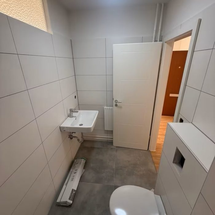 4ef70ea5 c4e0 46dc bdd6 5b1d17100594