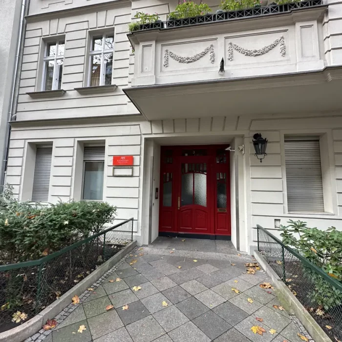 4f8c1bf1 a913 4be7 b7cc 3580fbb702e0 1969191849