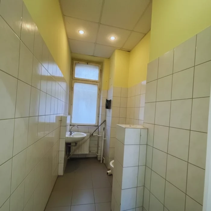 70b51eed 8738 4b4b 9ed7 b8b94373e167