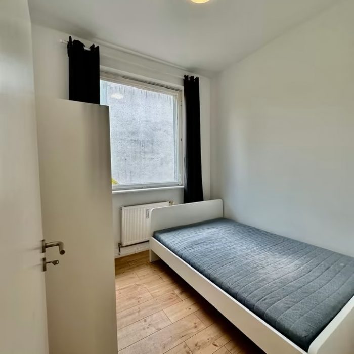 87056d7b 0304 49f6 a60d 96d68c15db74