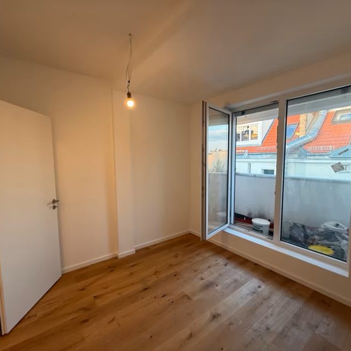 b5d6d5cc 4c01 4750 afb9 e4ad4883d23a