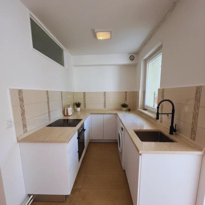 c82c21d8 76c4 433c 8b30 5cd883131205