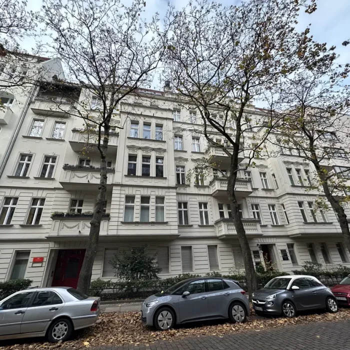 e47a29f4 6bc1 4059 97e5 31439456b666 1969190806