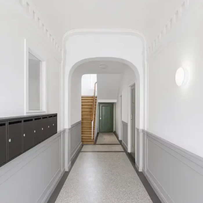 ec8557f2 a42c 4eae 8404 415c81bf3569 1973864488