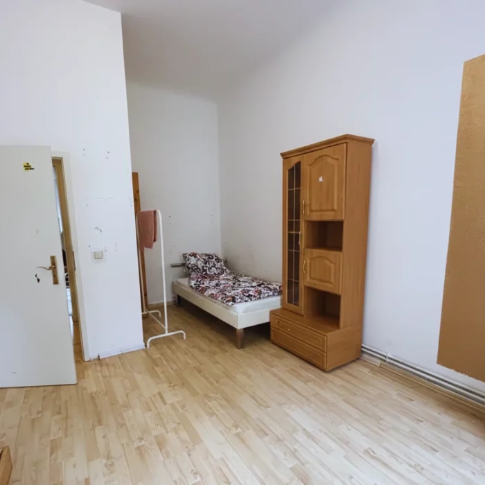 f4323fbd b3a8 4c85 9985 bf88278d487d