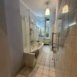 b6df2a04 ebb5 4f49 ac81 c705cd30fa50 1967403527